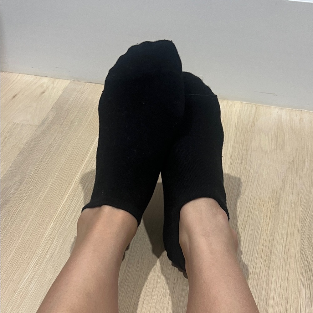 Classic Black Women's Ankle Socks